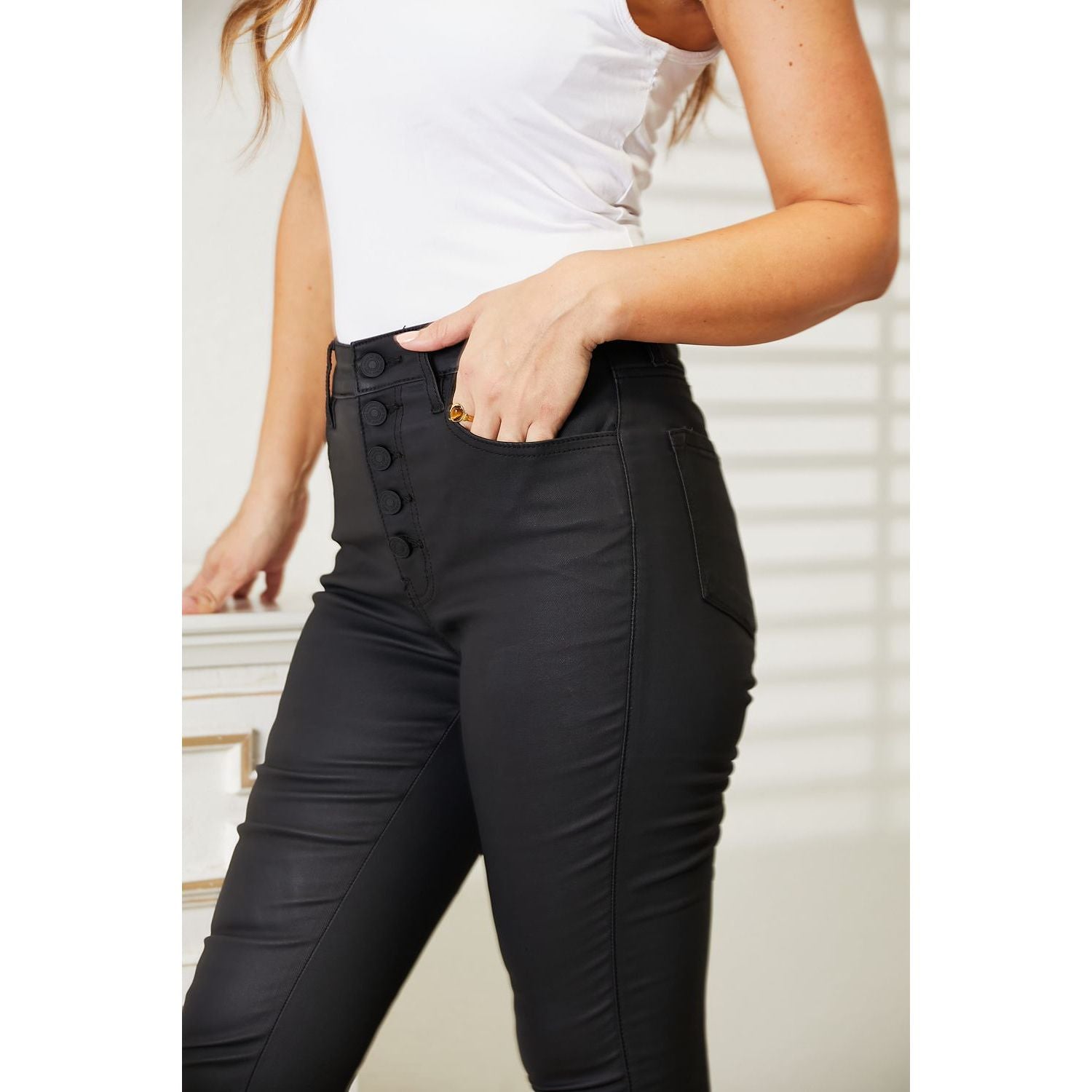 Kancan Full Size High Rise Black Coated Ankle Skinny Jeans - TiffanyzKlozet