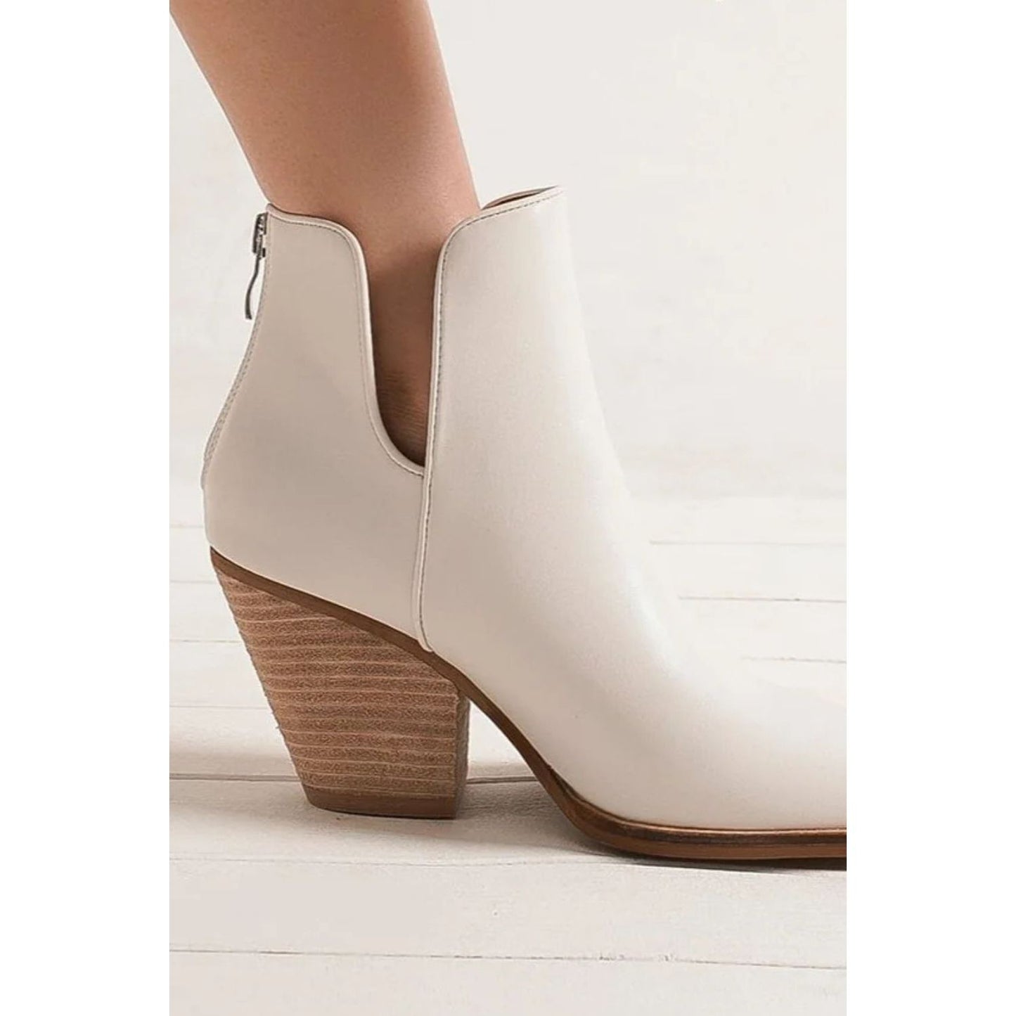 Beast Fashion Pointed Metal-Tip Toe Block Heel Ankle Boots