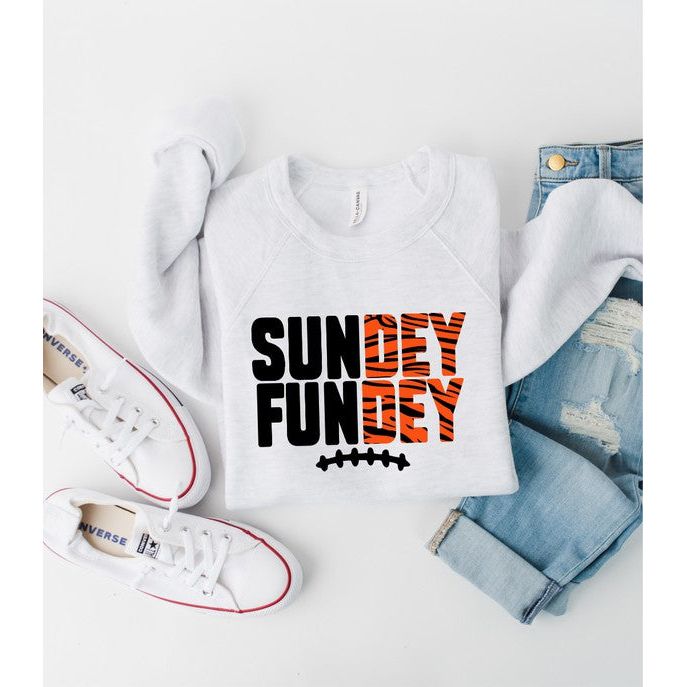 Sundey Fundey Game Day Crew Sweatshirt - TiffanyzKlozet