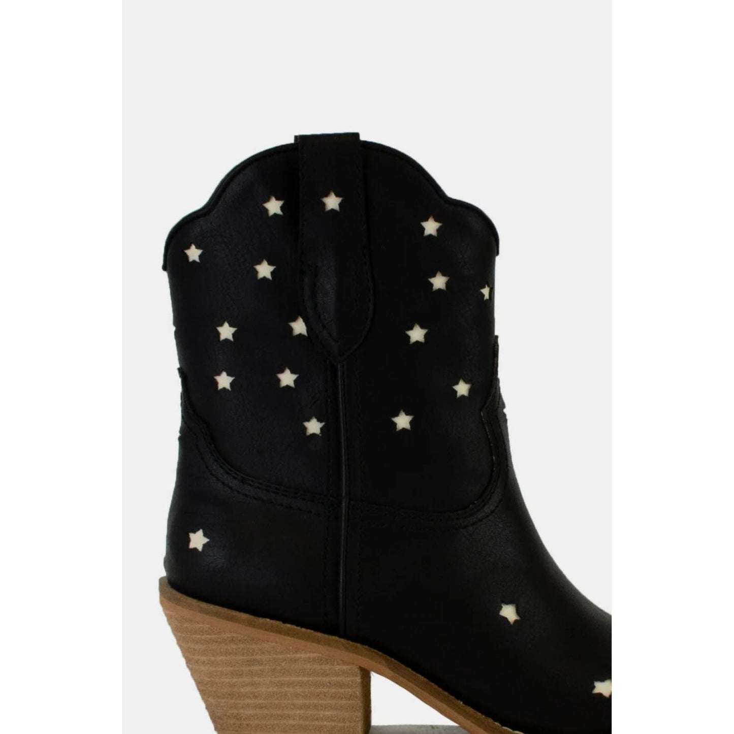 Beast Fashion Faux Leather Star-Shaped Cutouts Point Toe Boots