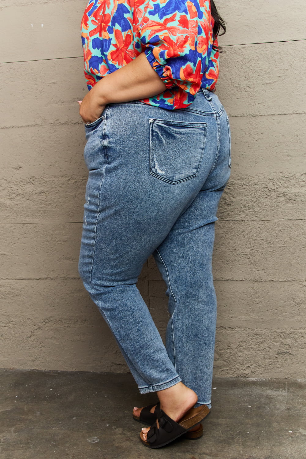 Judy Blue Kayla Full Size High Waist Distressed Slim Jeans - TiffanyzKlozet