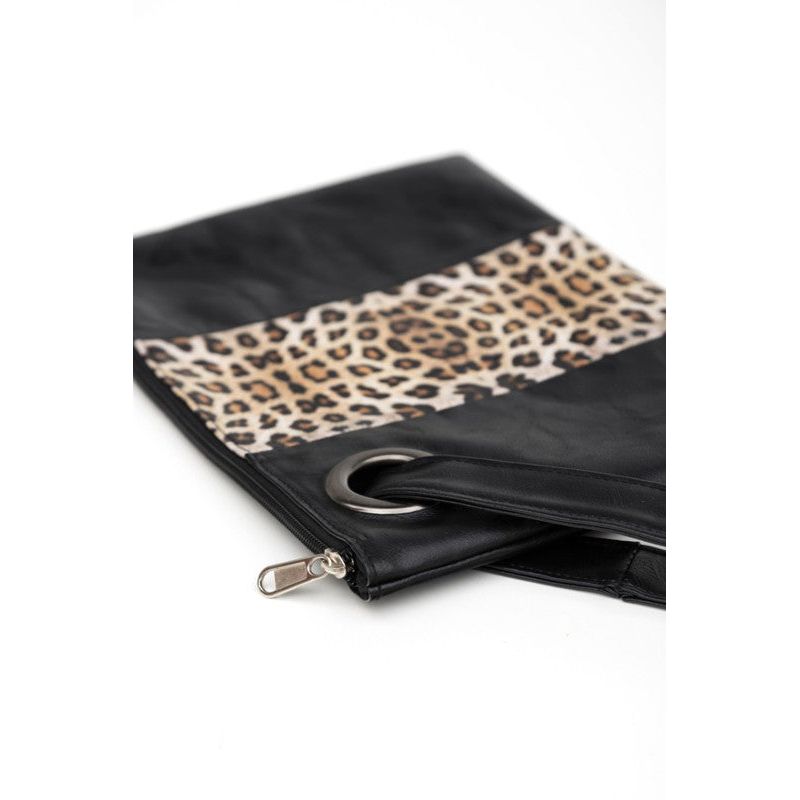 Leopard Dual Tone Clutch - TiffanyzKlozet