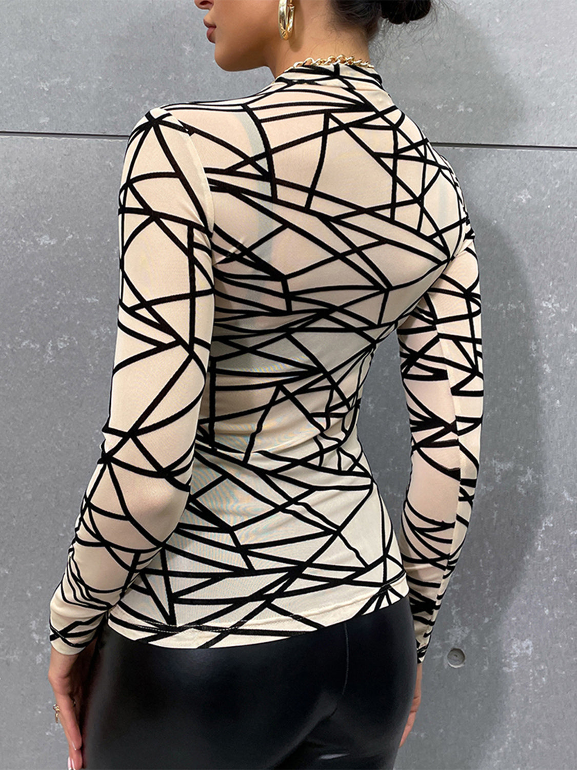 Geometric Mock Neck Long Sleeve Top - TiffanyzKlozet