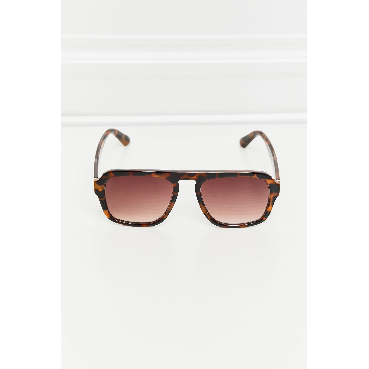 Tortoiseshell Square Polycarbonate Frame Sunglasses - TiffanyzKlozet