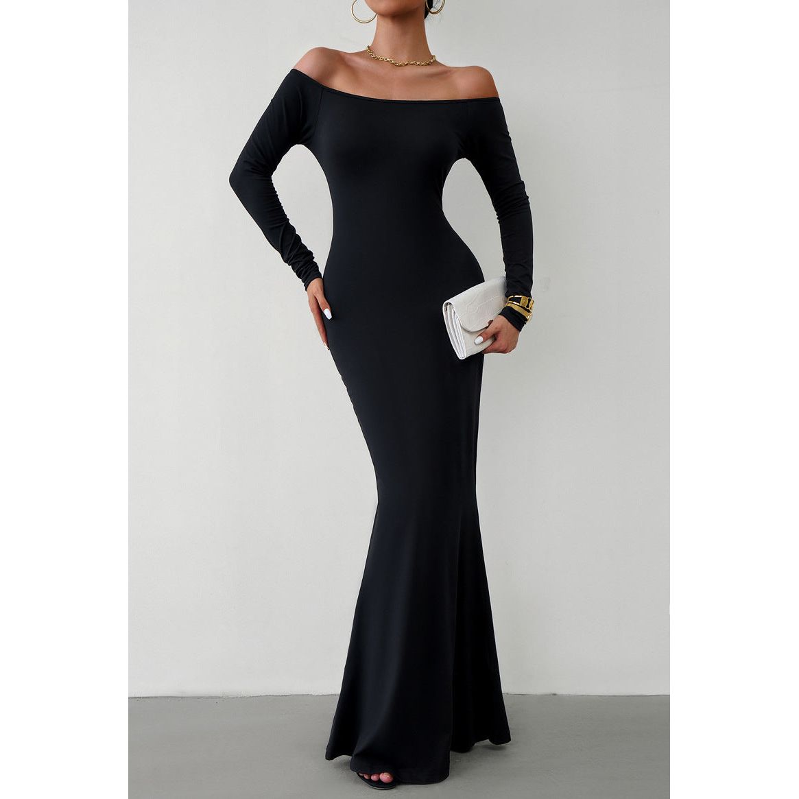 Amoris Long Sleeve Maxi Dress - TiffanyzKlozet