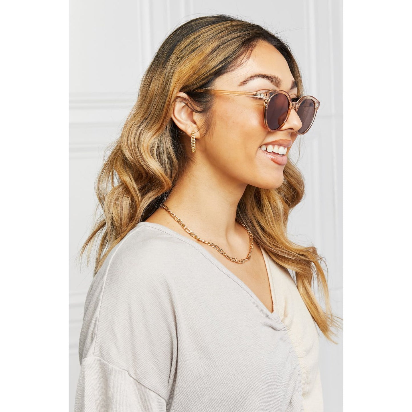 Round Full Rim Polycarbonate Frame Sunglasses - TiffanyzKlozet