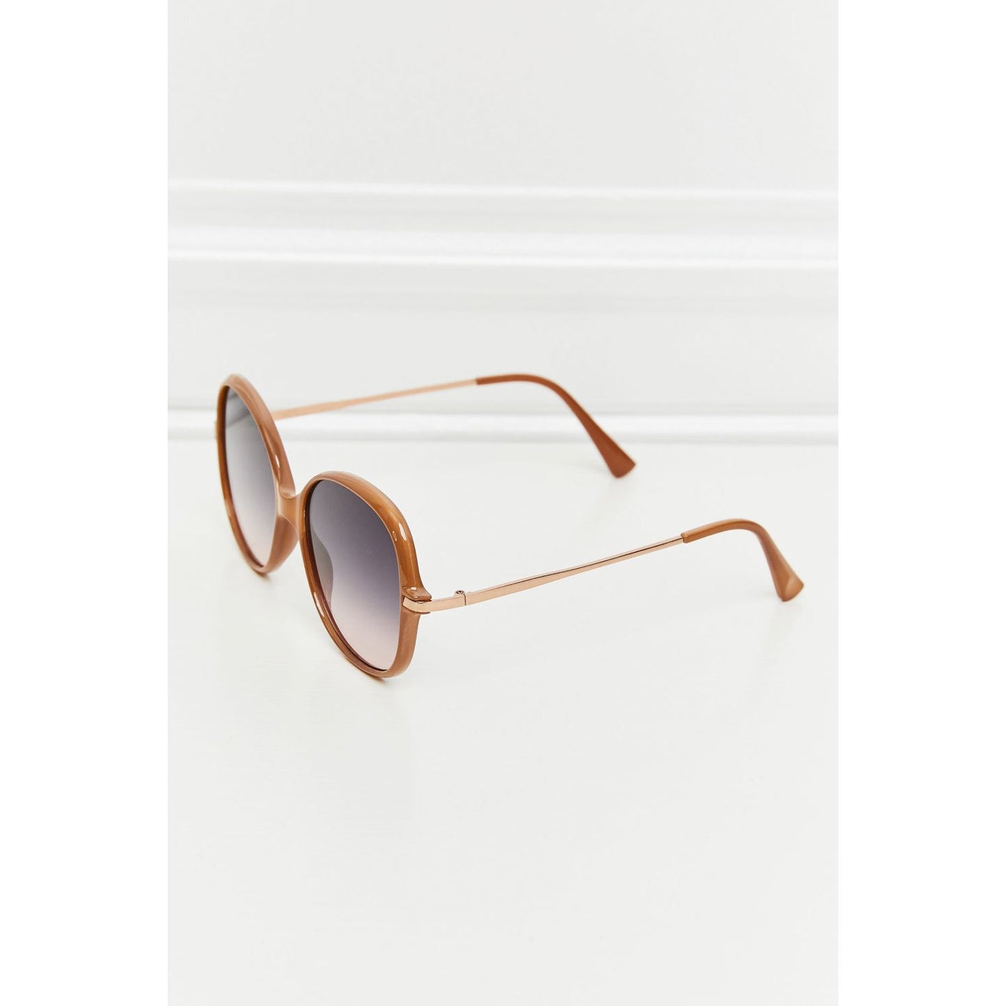 Metal-Plastic Hybrid Full Rim Sunglasses - TiffanyzKlozet