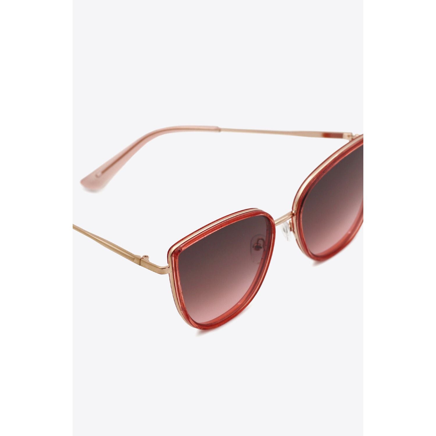 Full Rim Metal-Plastic Hybrid Frame Sunglasses - TiffanyzKlozet