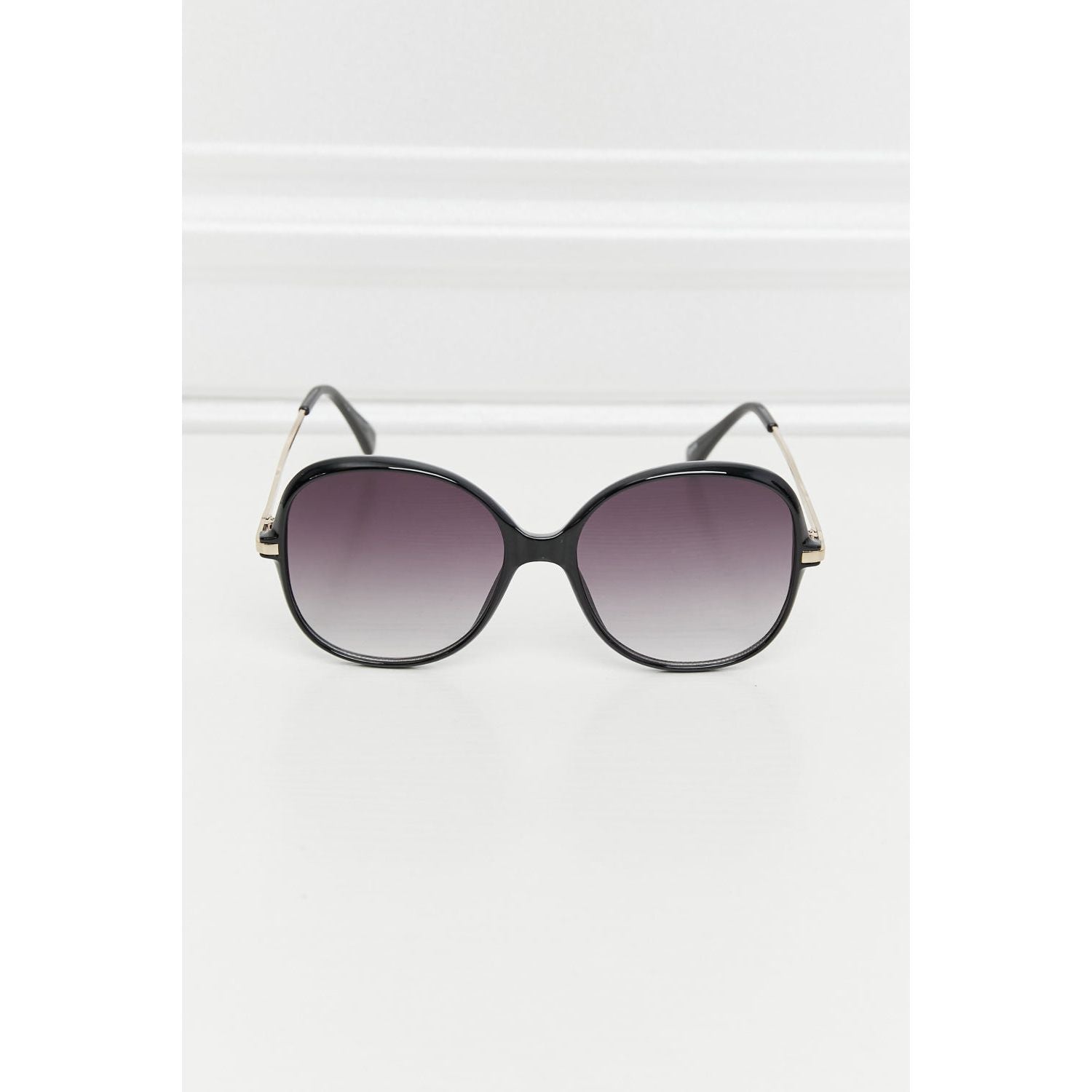 Metal-Plastic Hybrid Full Rim Sunglasses - TiffanyzKlozet