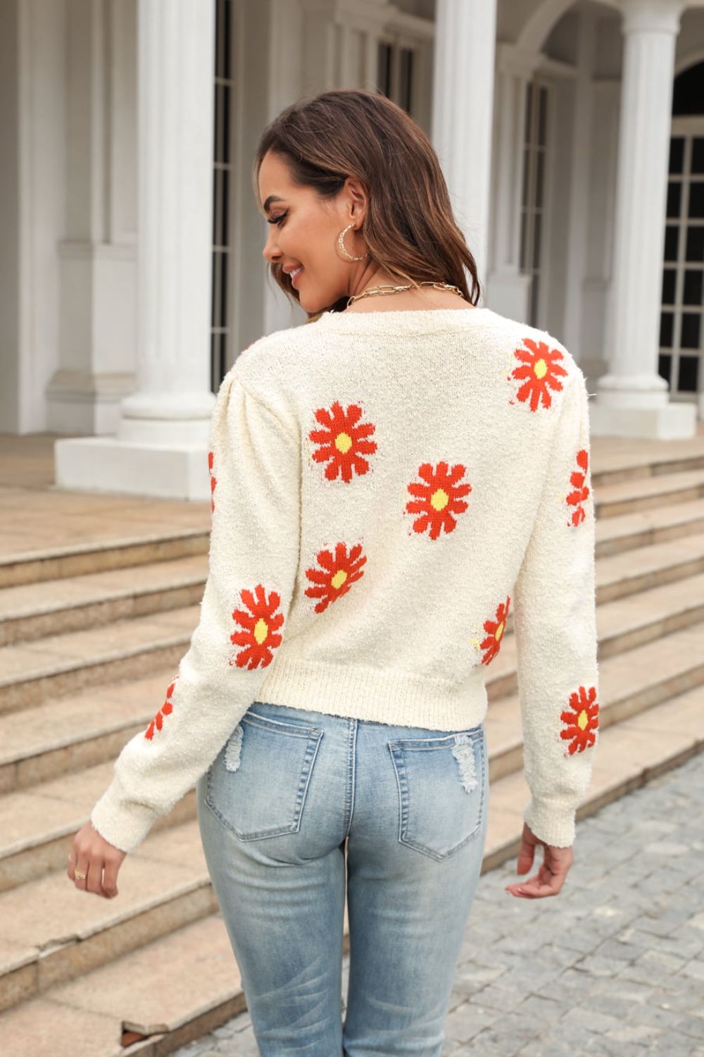 Flower Pattern Round Neck Short Sleeve Pullover Sweater - TiffanyzKlozet