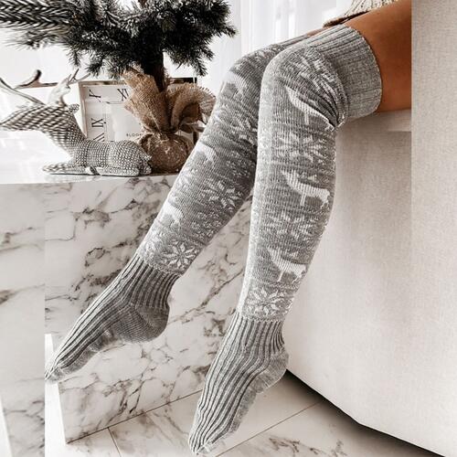 Cozy Christmas Socks - TiffanyzKlozet